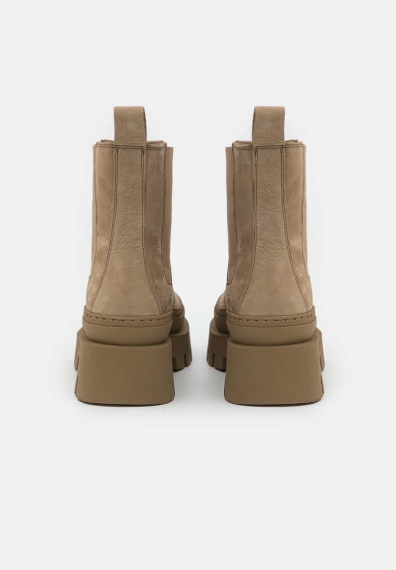 CPH686 NABUC TAUPE BOOT