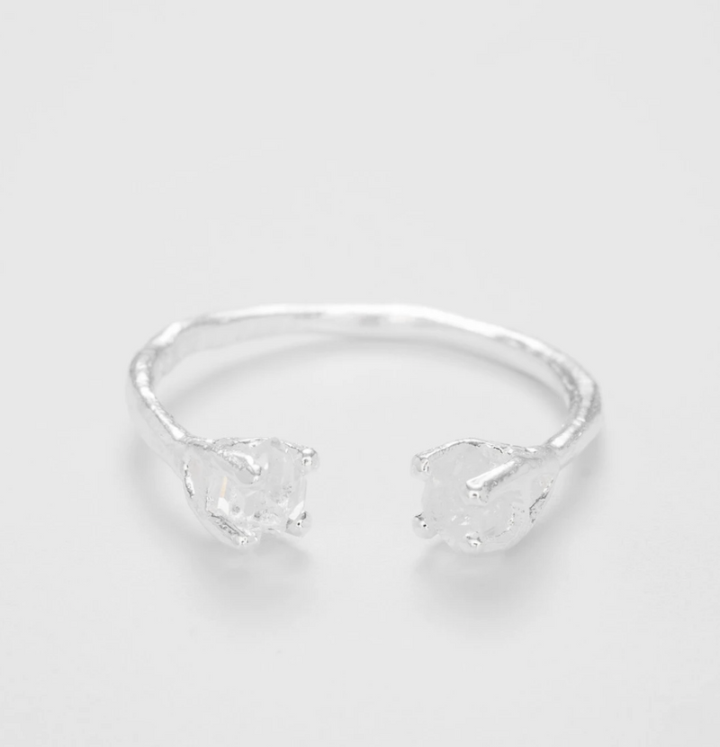 THE HERKIMER CLAW RING SILVER