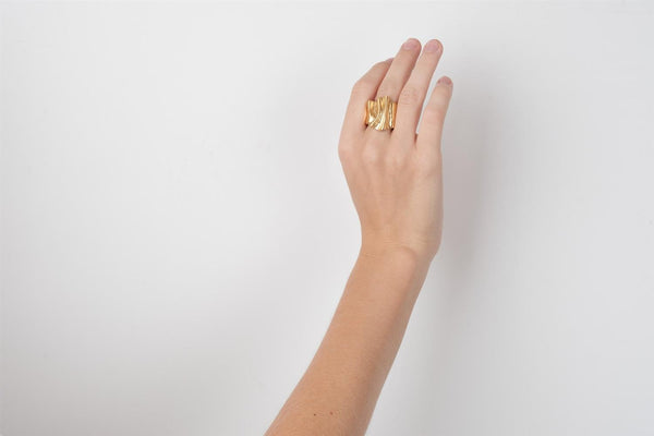 THE BIOMORPH RING GOLD
