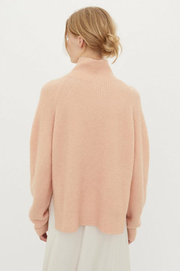 RIBBED KNIT SWEATHER
